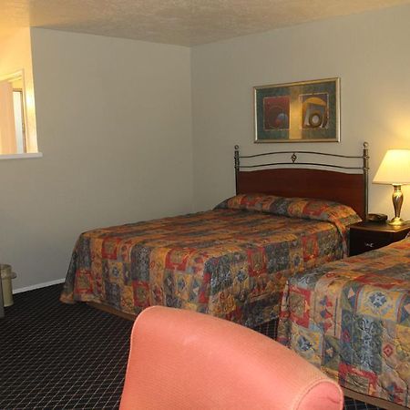 Golden Chain Motel แกรสแวลลีย์ ภายนอก รูปภาพ