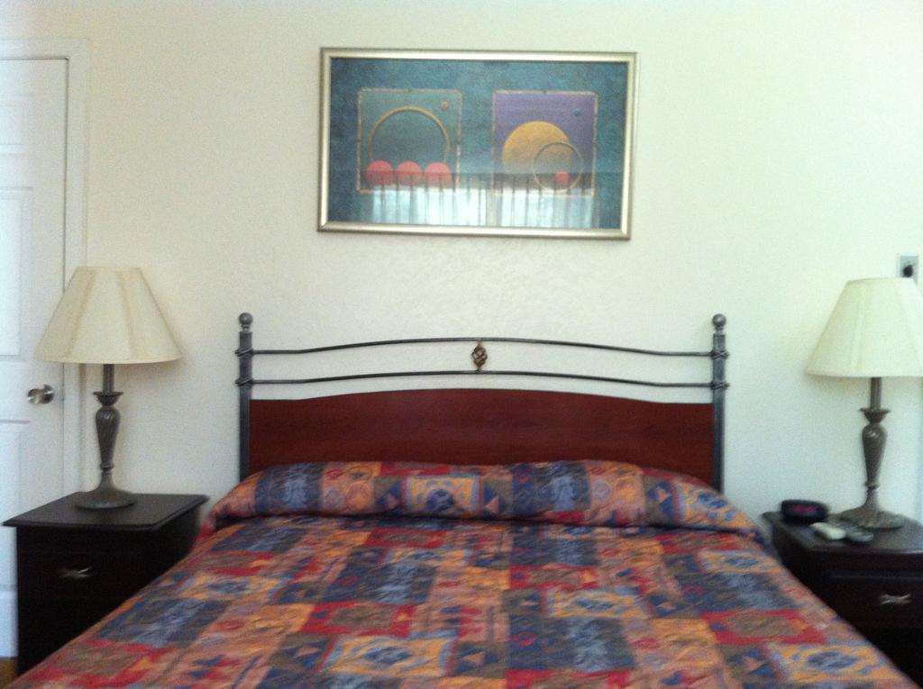 Golden Chain Motel แกรสแวลลีย์ ห้อง รูปภาพ